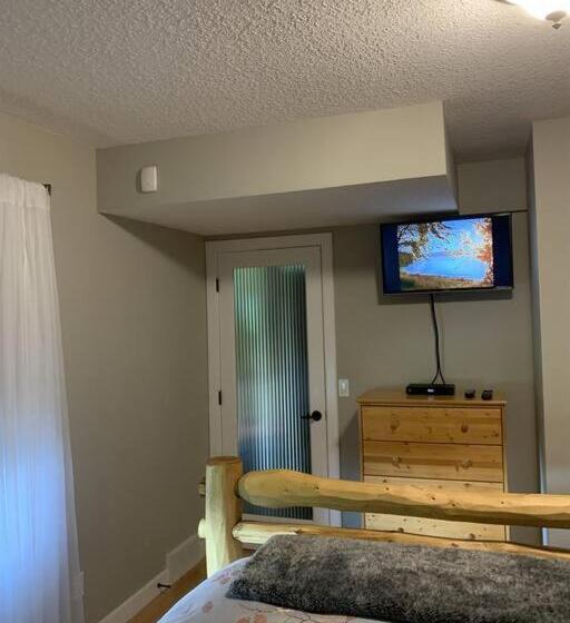 膳宿费 Dragonfly Inn Loft & Walkout Suites