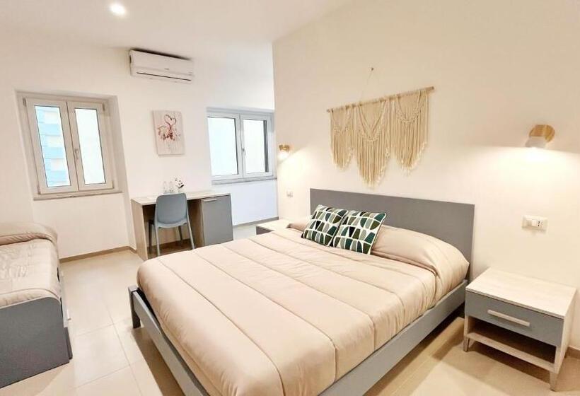 پانسیون Flamingo Suites