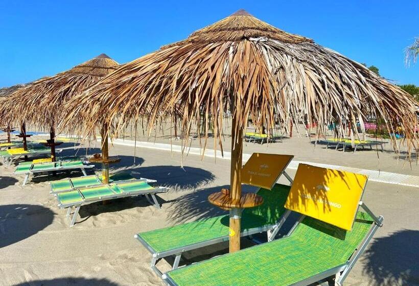 پانسیون Flamingo Suites