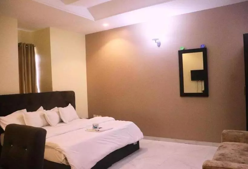 Riverview Hotels And Suites