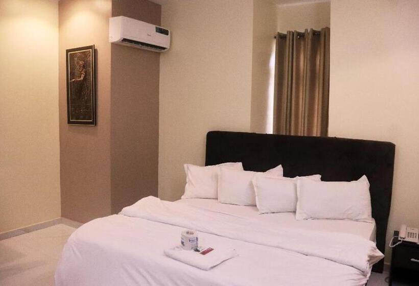 Riverview Hotels And Suites