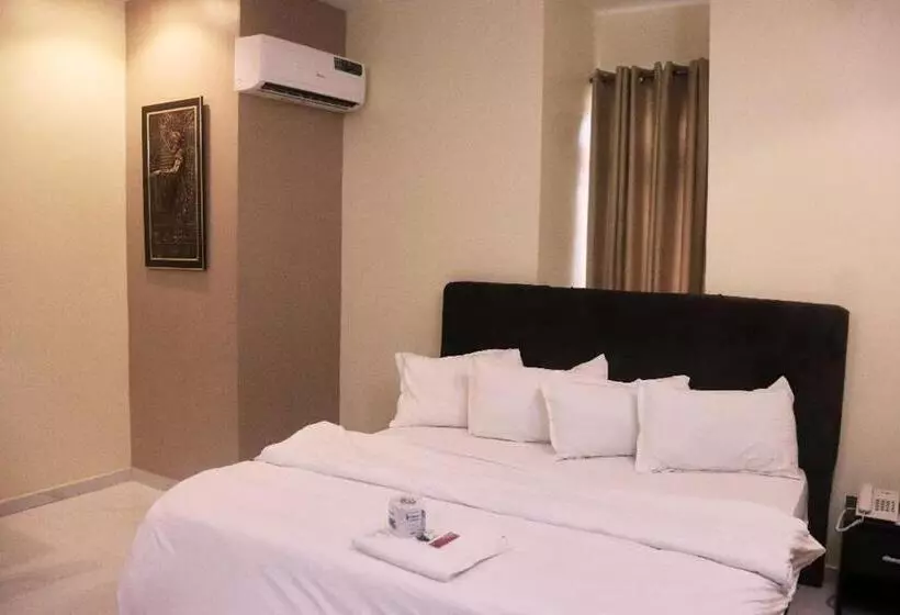 Riverview Hotels And Suites