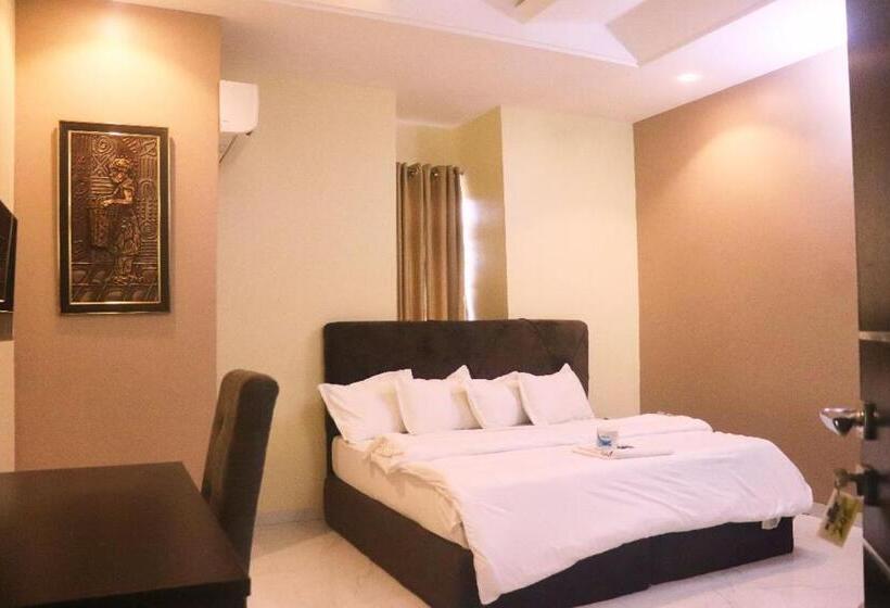 Riverview Hotels And Suites