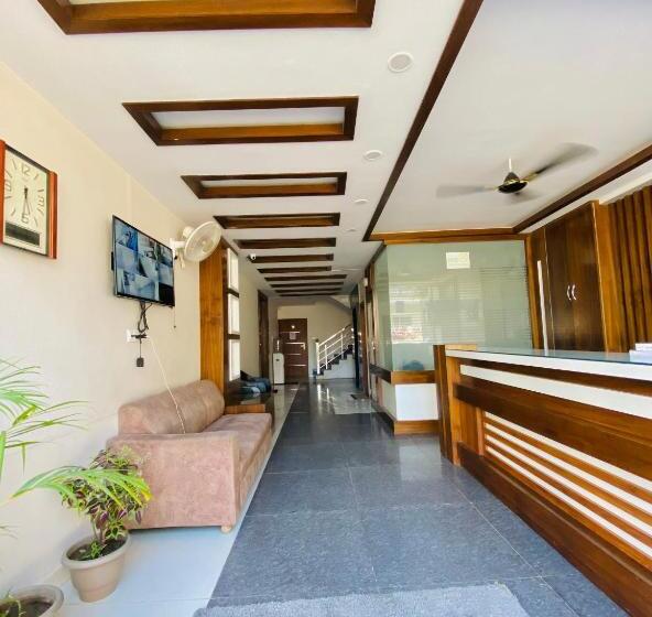 The Holy Stay By Shriji Hotel Group