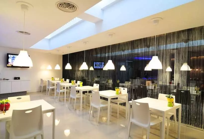 168 Motel Taoyuan