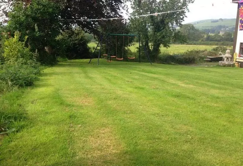 Ashgrove B&b