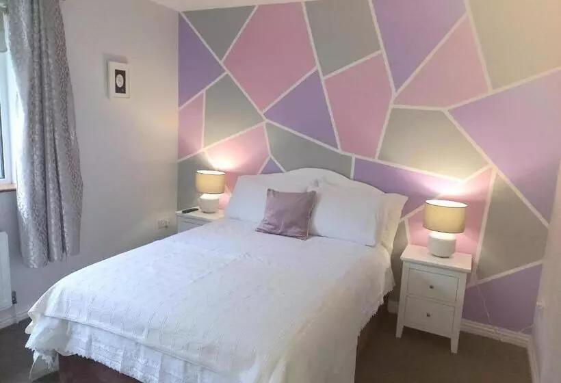 Aamiaismajoitus (B&B) Adare House