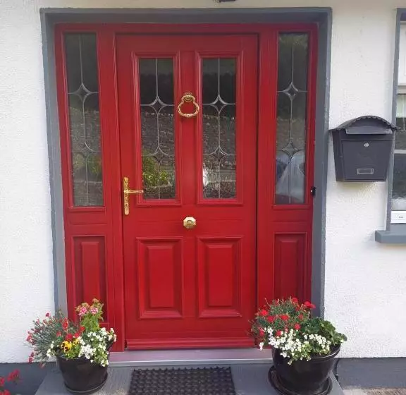 Aamiaismajoitus (B&B) Adare House