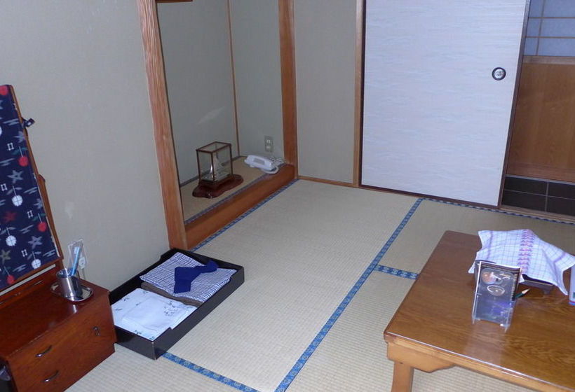 Fujiwara Ryokan
