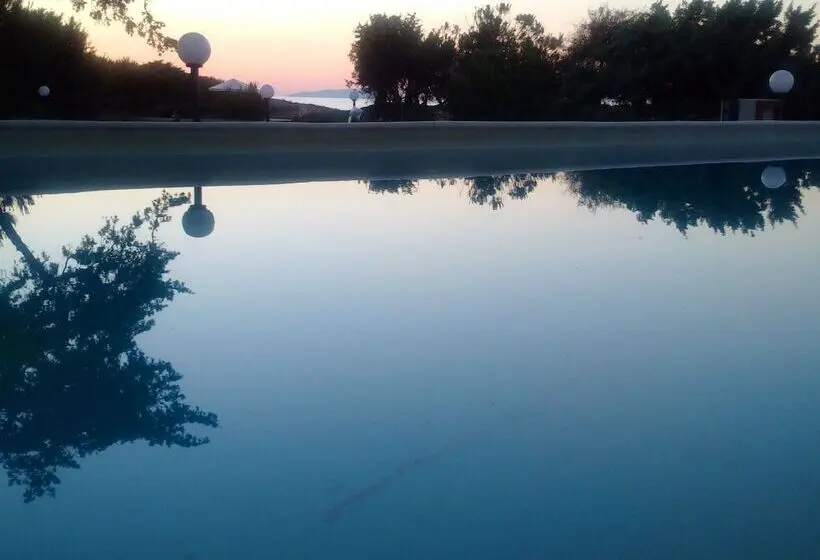 ホテル Bellamarina Resort