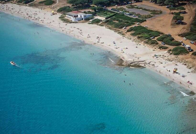 בית מלון כפרי Bellamarina Resort