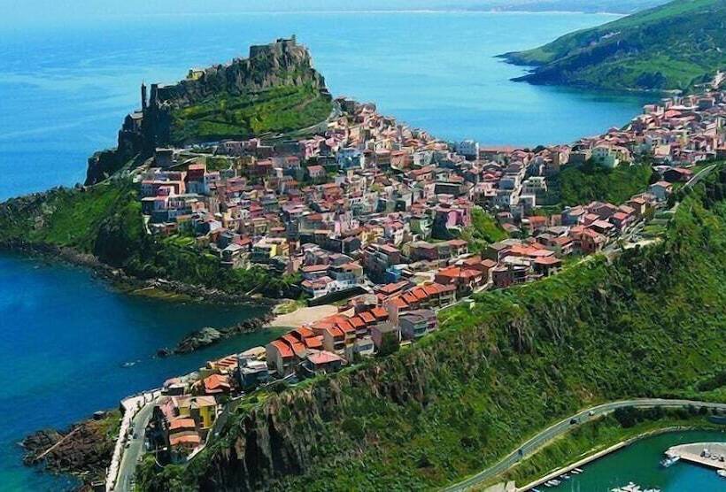 בית מלון כפרי Bellamarina Resort