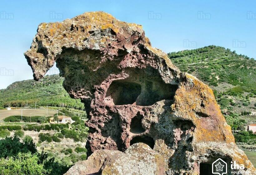 בית מלון כפרי Bellamarina Resort