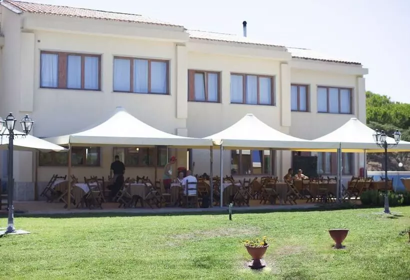 هتل Bellamarina Resort