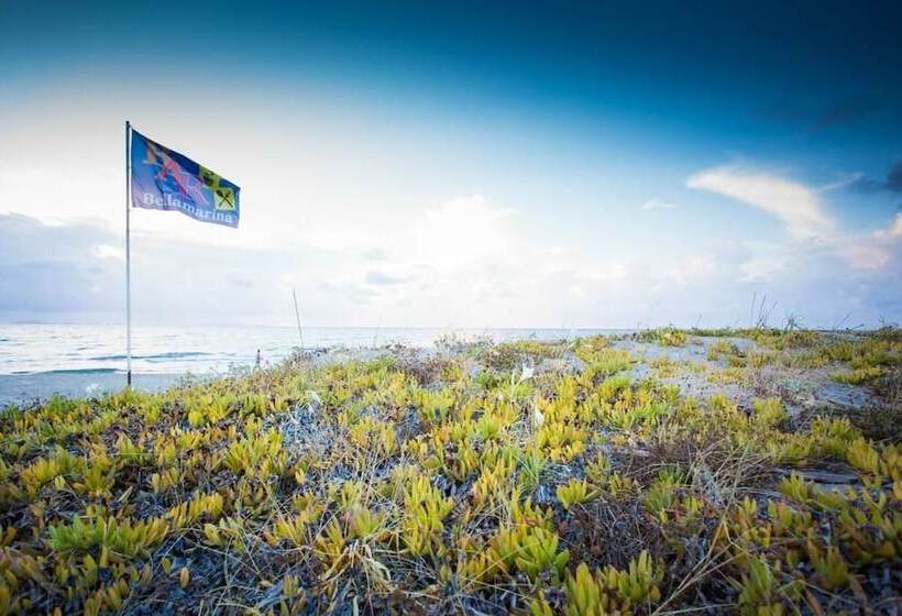 בית מלון כפרי Bellamarina Resort