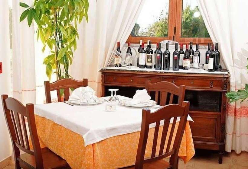 בית מלון כפרי Bellamarina Resort