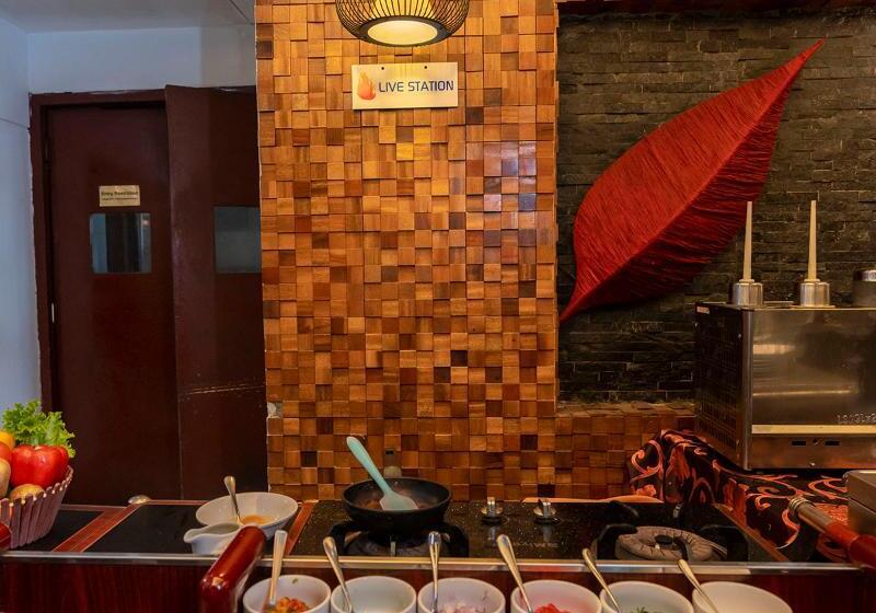 هتل Bengal Canary Park