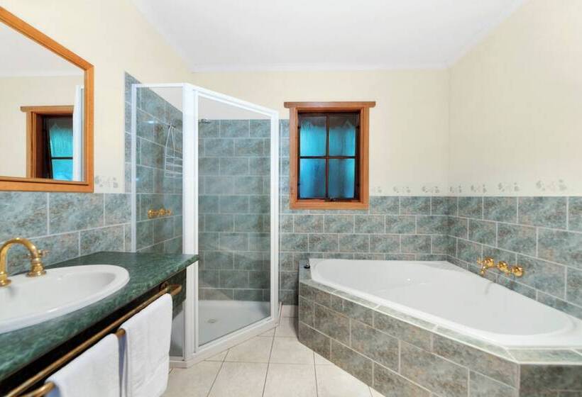 호텔 Cradle Forest Inn