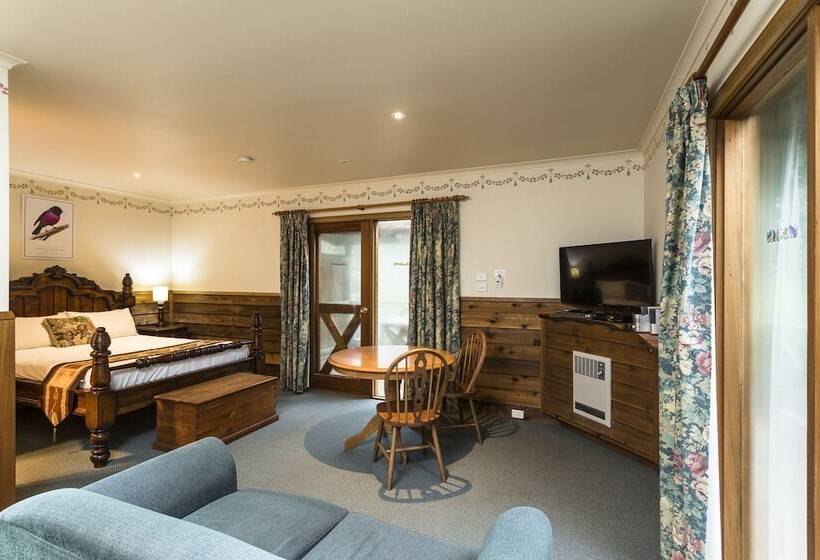 호텔 Cradle Forest Inn