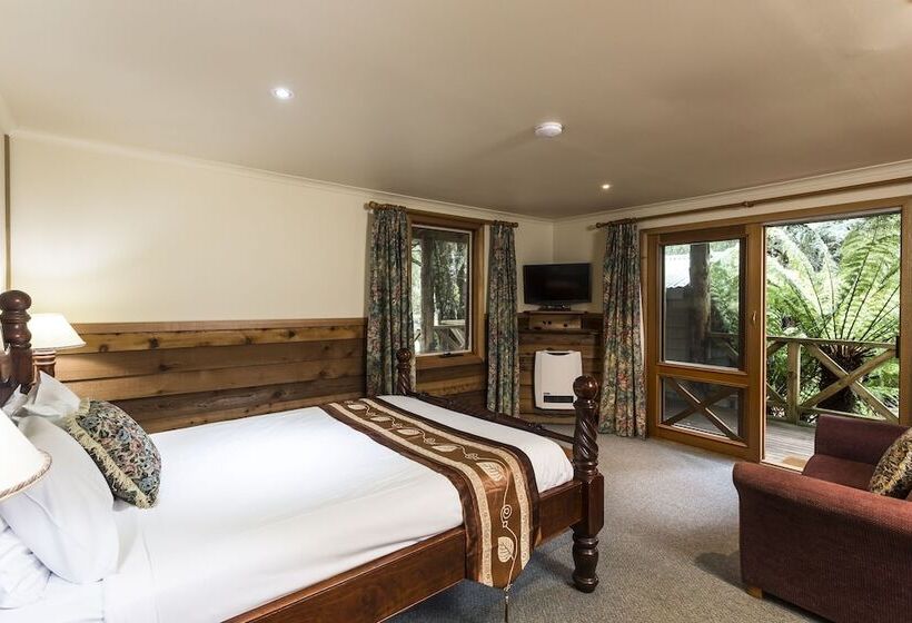 호텔 Cradle Forest Inn