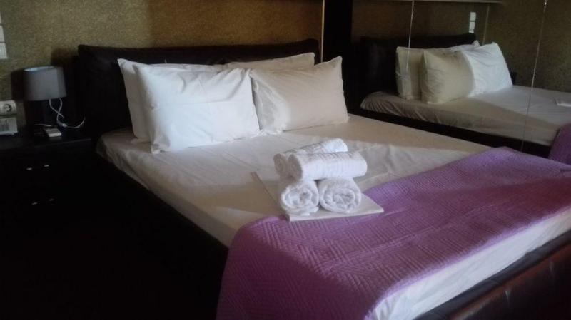 בית מלון כפרי Feevos