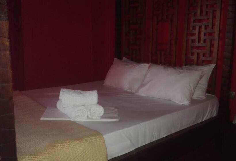 בית מלון כפרי Feevos