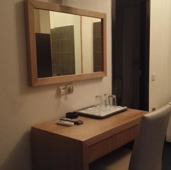 בית מלון כפרי Feevos