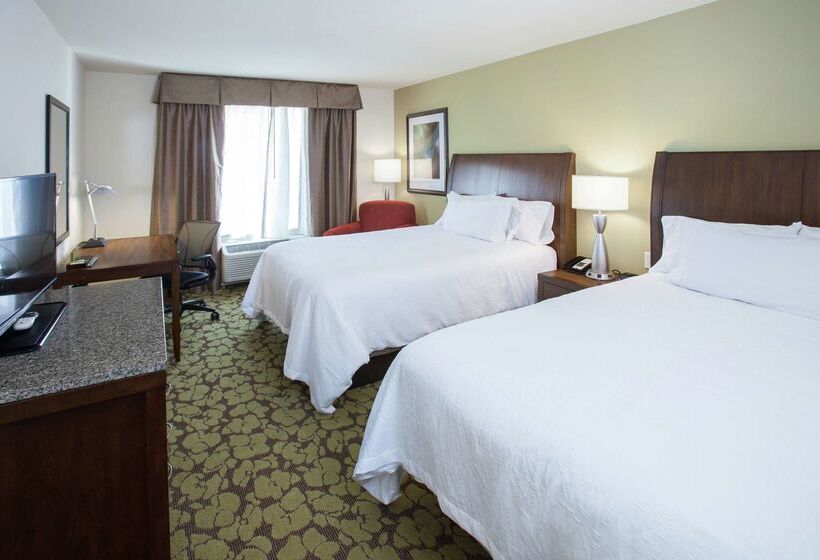 בית מלון כפרי Hilton Garden Inn Jackson/flowood