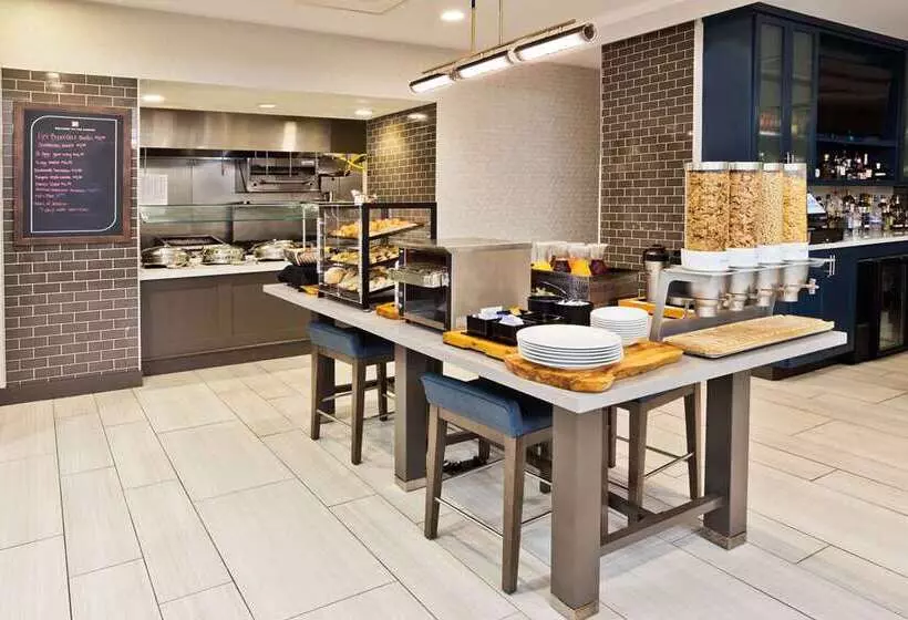ホテル Hilton Garden Inn Montgomery   Eastchase