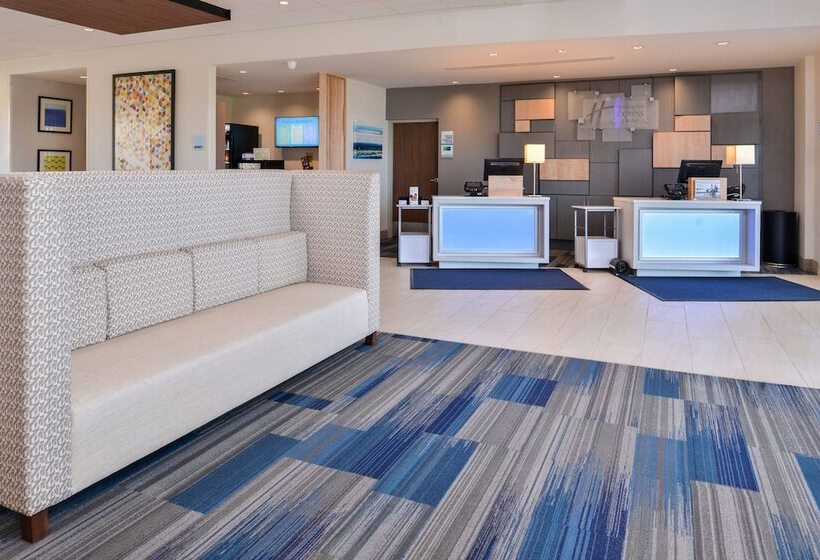 ホテル Holiday Inn Express & Suites Trinity, An Ihg