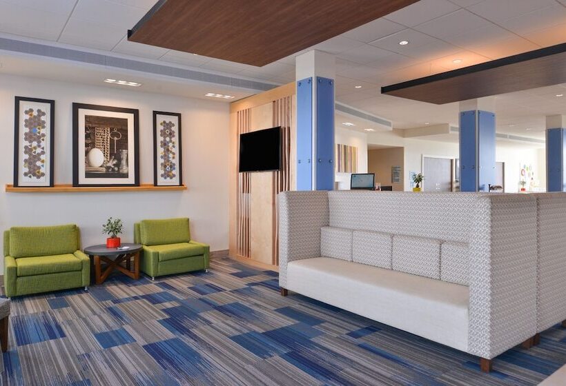 ホテル Holiday Inn Express & Suites Trinity, An Ihg