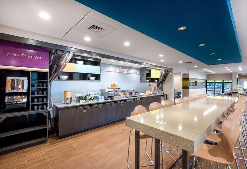 هتل Home2 Suites By Hilton Charlotte University Research Park