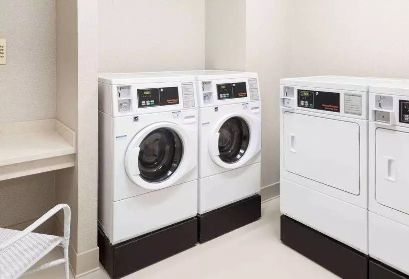 ホテル Homewood Suites By Hilton Cape Canaveralcocoa Beach