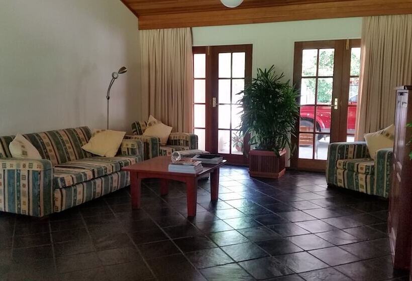 فندق Mescal S At Pampoolah B&b