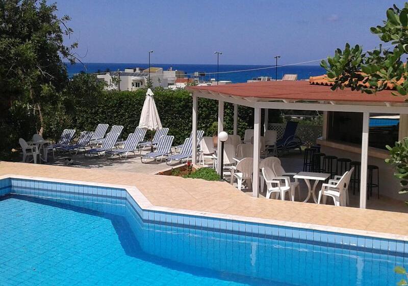 ホテル Remi Studios & Apartments