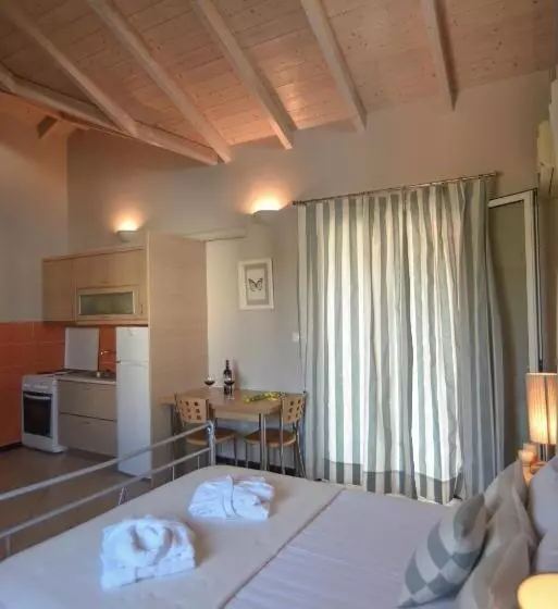 Hotelli Villa Theodora