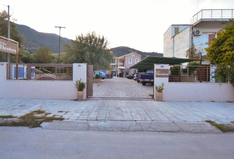 ホテル Villa Theodora