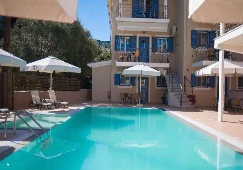 Hotelli Villa Theodora