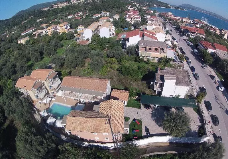 Hotelli Villa Theodora