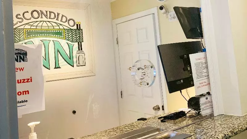 モーテル Escondido Inn