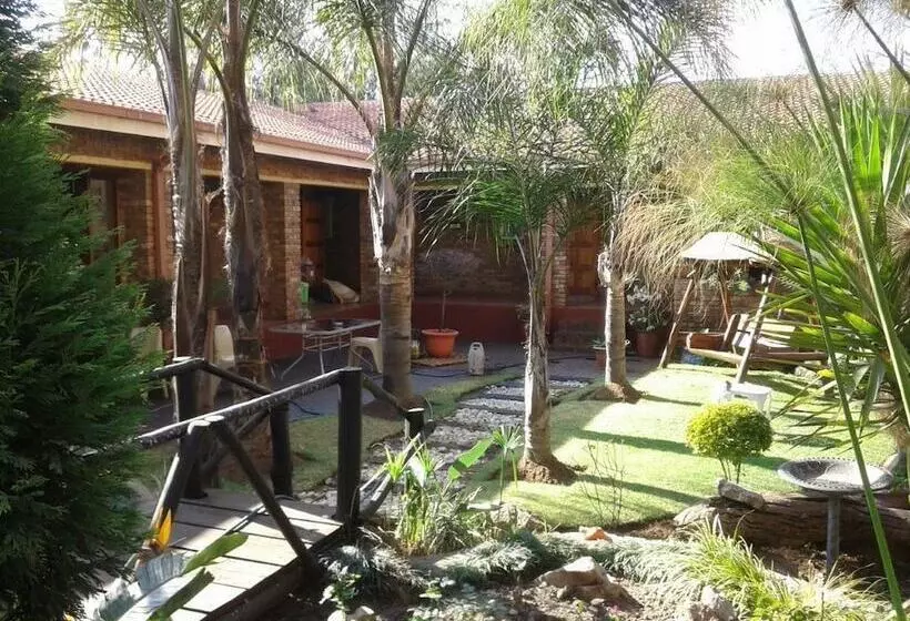 ペンション Kalahari Guest House