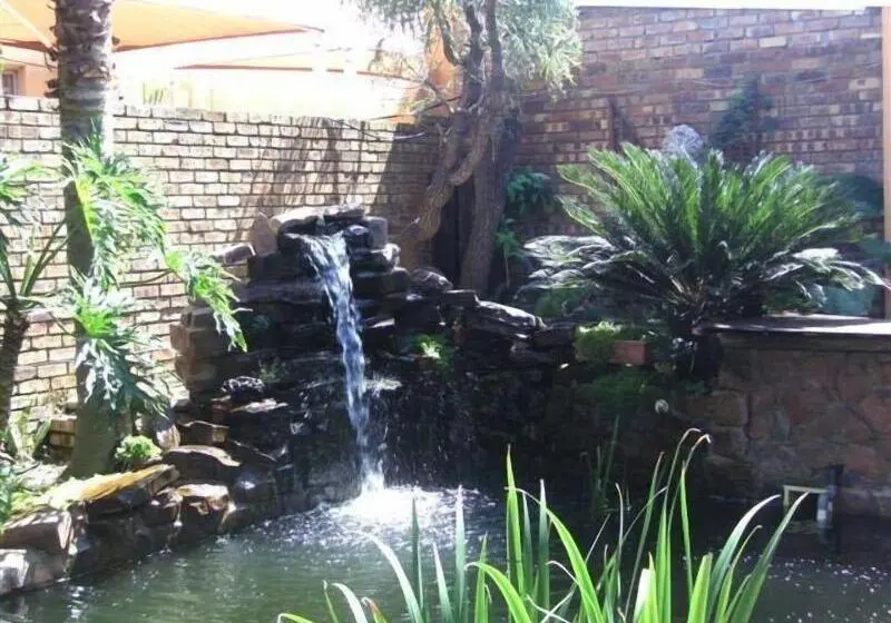 ペンション Kalahari Guest House