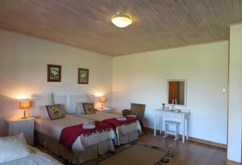 Majatalo Mentors Country Estate