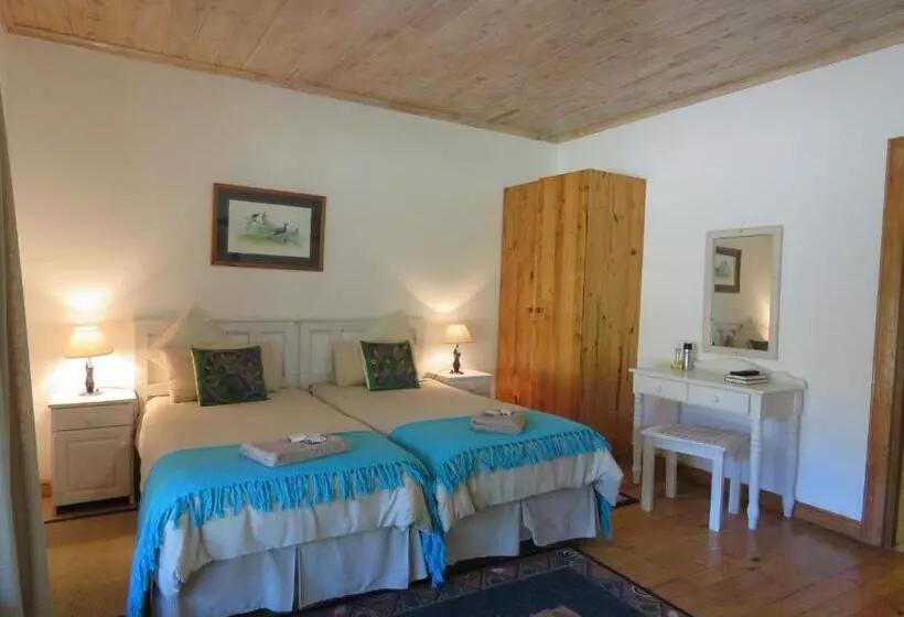 Majatalo Mentors Country Estate