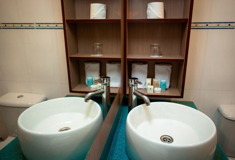 Отель Alisa North Ridge