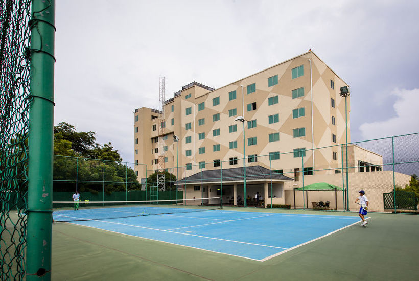 Отель Alisa North Ridge