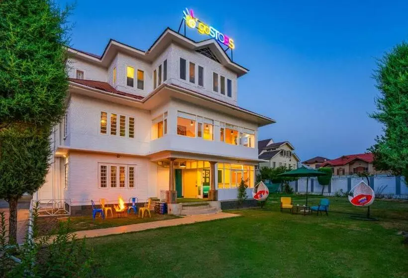 ユースホステル Gostops Srinagar