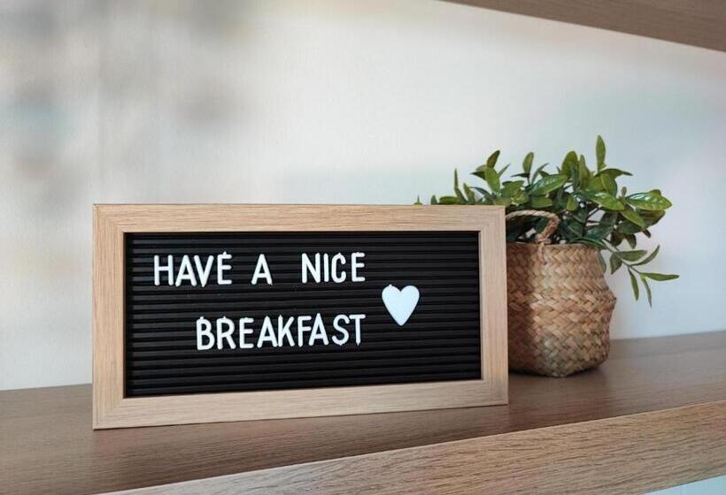 Desideria Rooms Bed And Breakfast