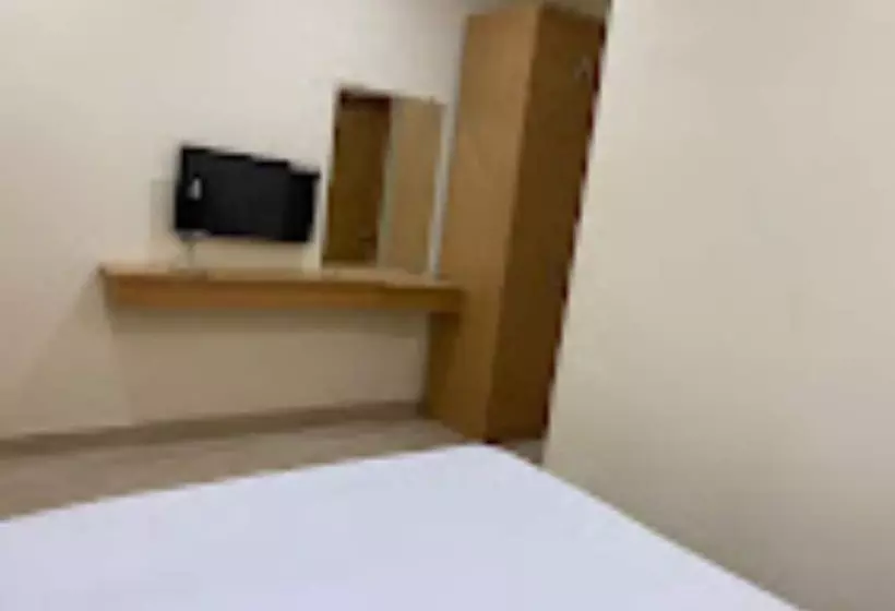 Hotelli Rameshwaram Inn Prayagraj