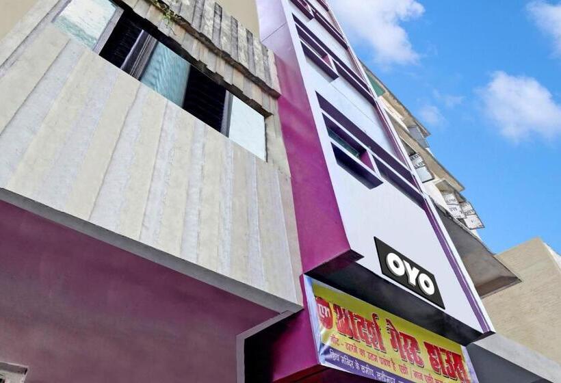 ホテル Super Oyo Flagship M Adarsh Guest House